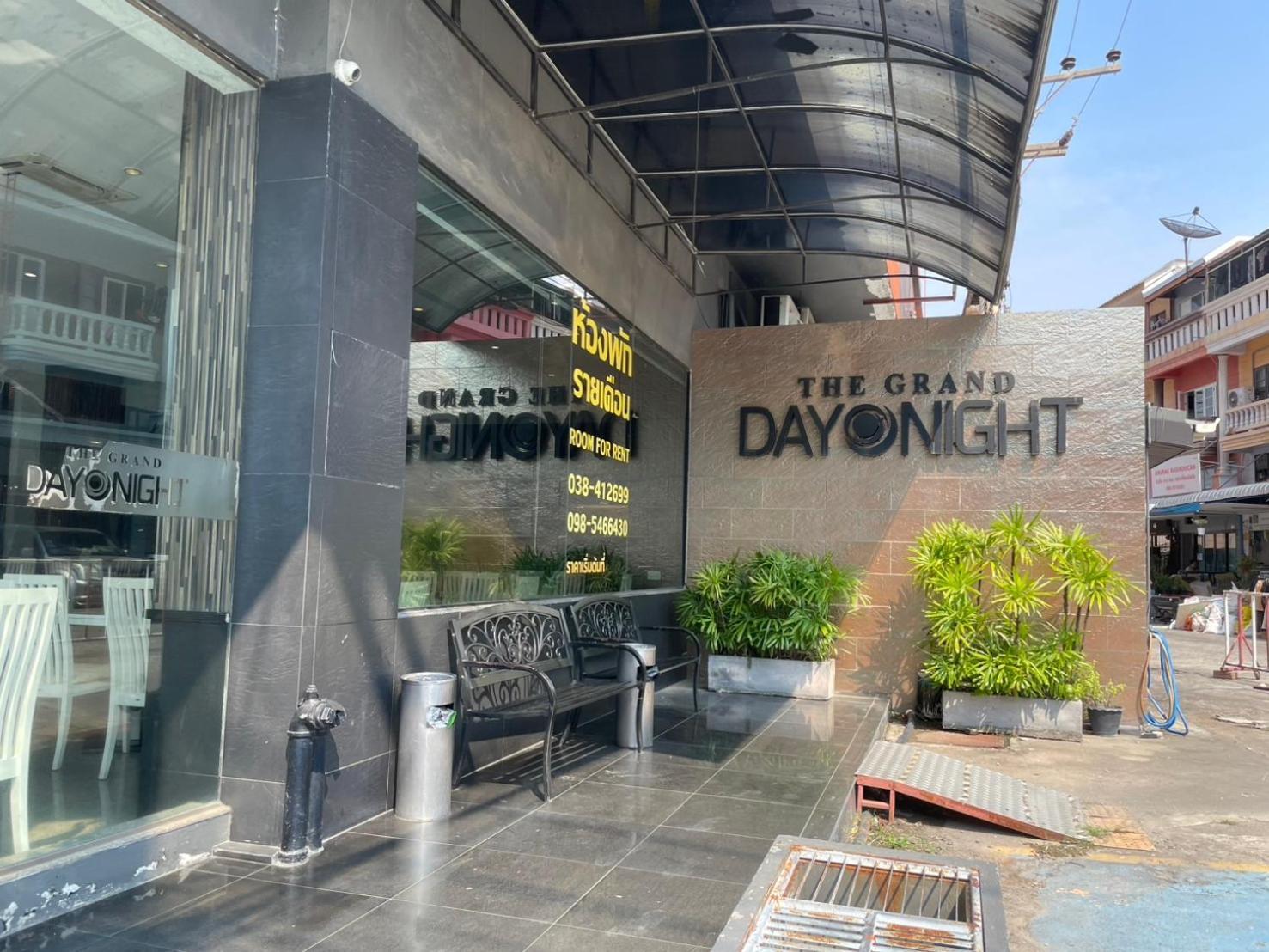 The Grand Day Night Pattaya Exterior foto