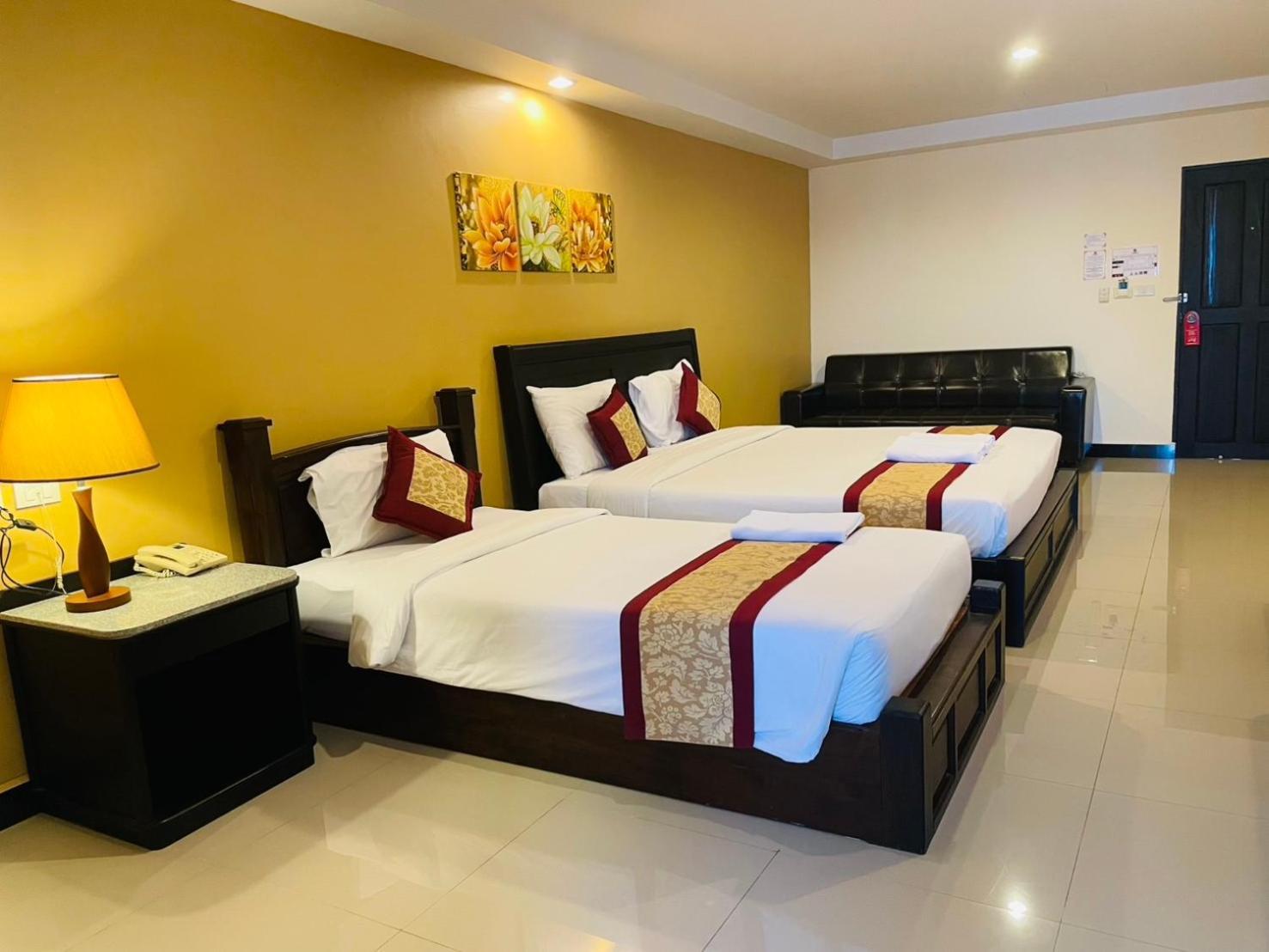 The Grand Day Night Pattaya Exterior foto