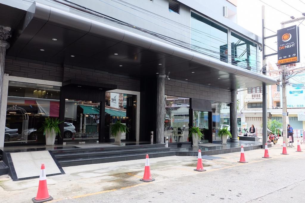 The Grand Day Night Pattaya Exterior foto